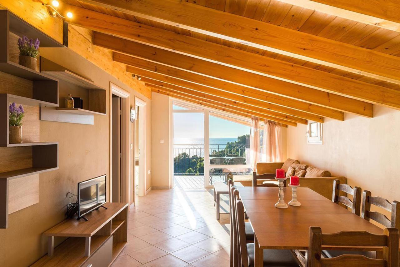 Luxury Loft Apartment With Pool - Pelekas Beach, Corfu Εξωτερικό φωτογραφία