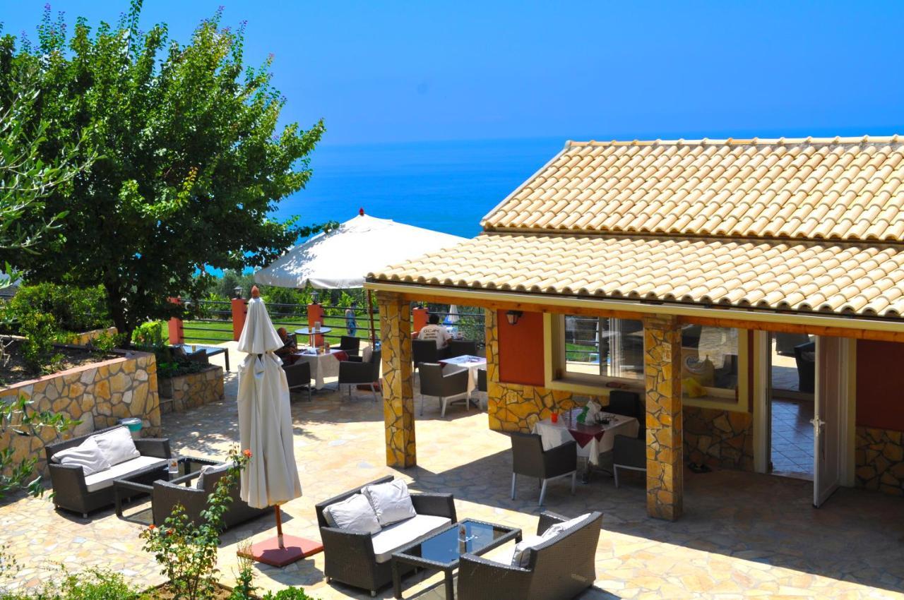 Luxury Loft Apartment With Pool - Pelekas Beach, Corfu Εξωτερικό φωτογραφία